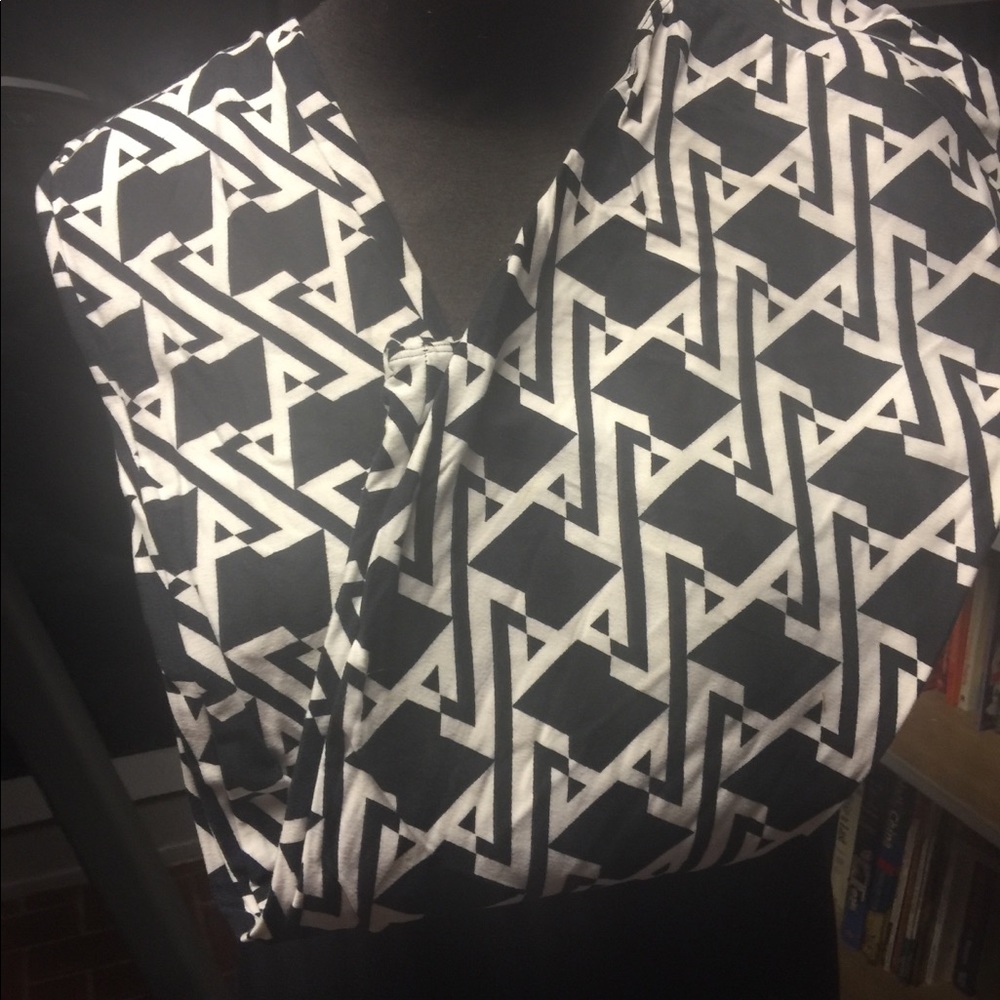 LuLaRoe Tall & Curvy leggings